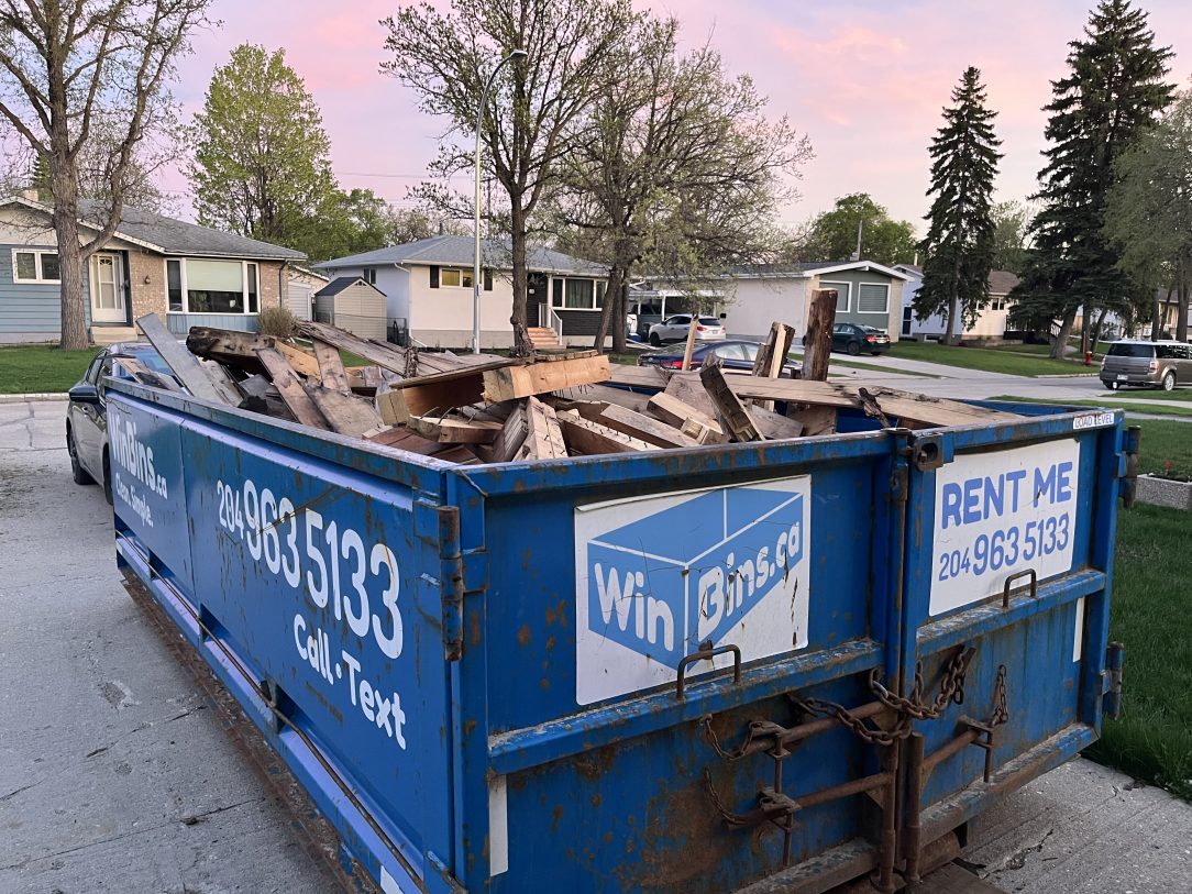 Winnipeg Bin & Dumpster Rentals by WinBins - IMG 7389